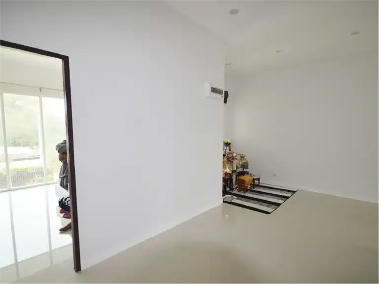 For Sale!! 2 storey house, located only 5 mins away from Black รูปที่ 6