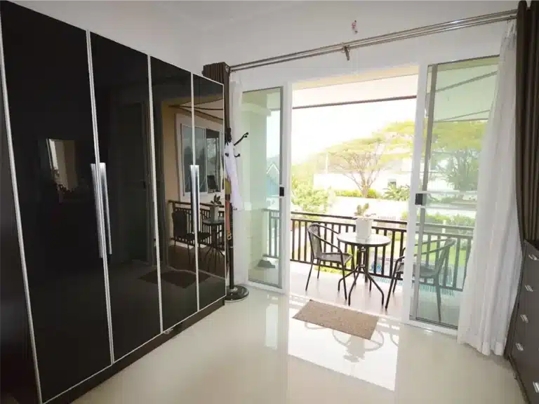 For Sale!! 2 storey house, located only 5 mins away from Black รูปที่ 29
