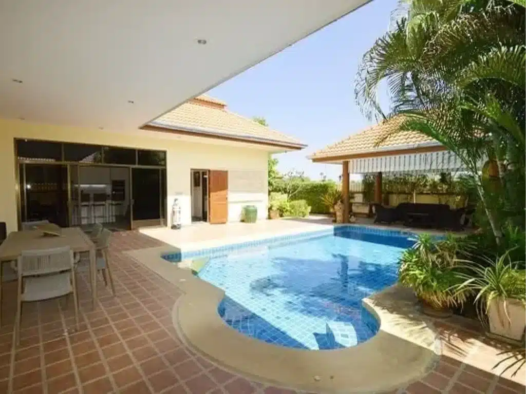 3 Years Old Villa in Pak Nam Pran , Worth the price! รูปที่ 1