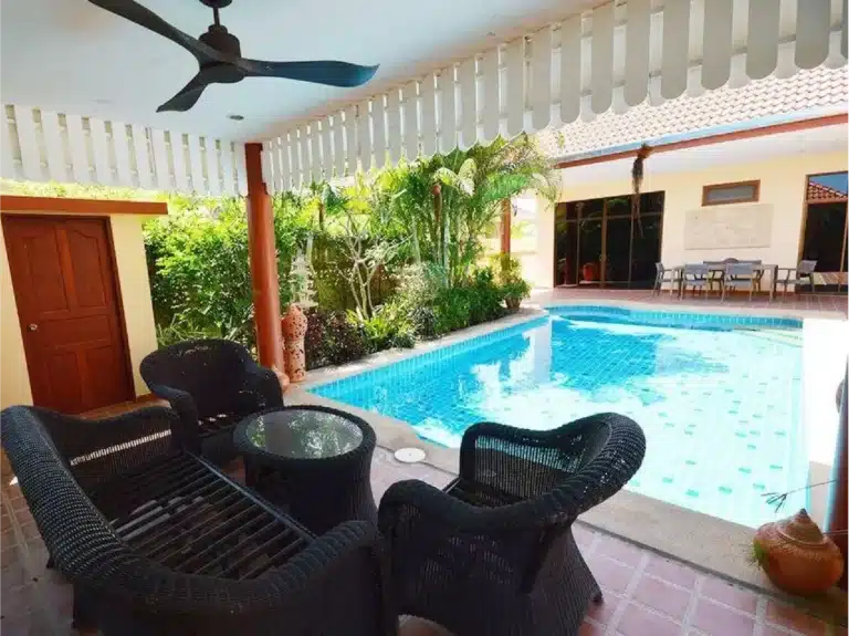 3 Years Old Villa in Pak Nam Pran , Worth the price! รูปที่ 3