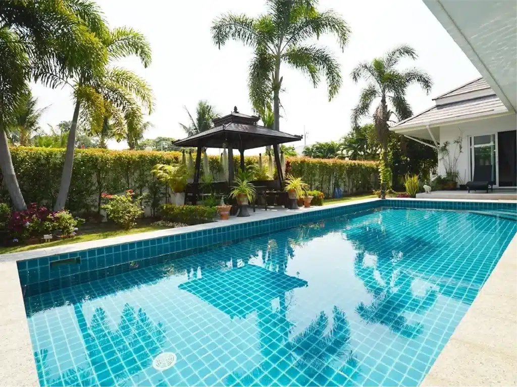Modern Villa with 5 bedrooms close by Palm Hill Golf course- Huahin soi 6 รูปที่ 11