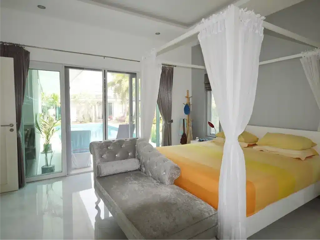 Modern Villa with 5 bedrooms close by Palm Hill Golf course- Huahin soi 6 รูปที่ 21