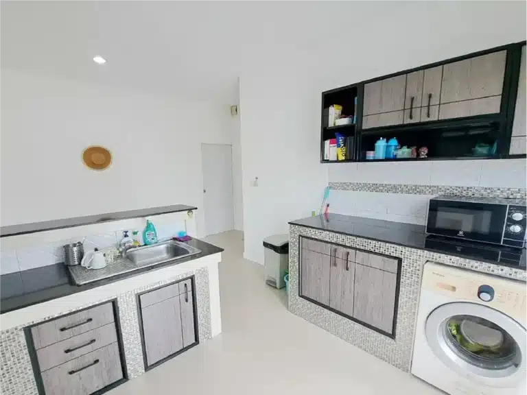 Worth the price!! Nice House with big land for sale, corner plot with Mountain รูปที่ 18