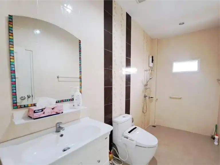 House with Solar system installed for sale – Huahin 88, Nearby Immigration รูปที่ 4