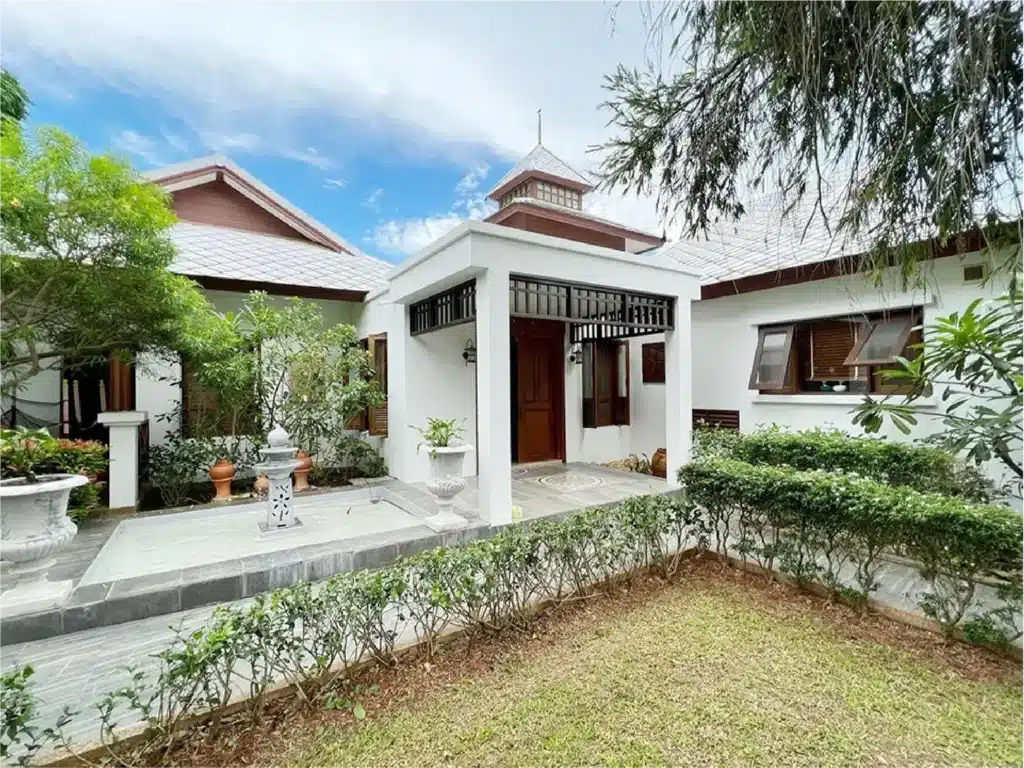 Worth the price !!! Spacious villa with great mountain view , Khao Tao –Huahin 156 รูปที่ 1