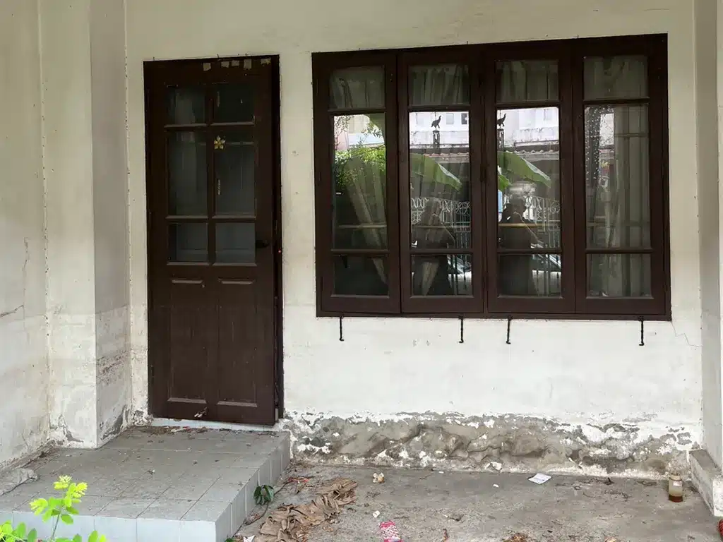 ขายทาวน์เฮ้าส์ 18 ตร.ว. หมู่บ้านบุศรินทร์ บางบัวทอง รูปที่ 2