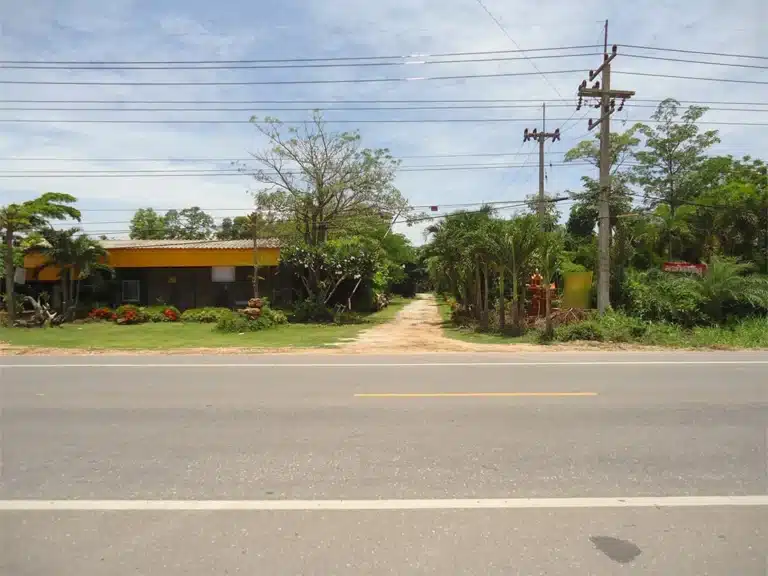 ขายที่ดินพร้อมโรงงาน 11-1-85.5 ไร่ หนองขาอย่าง อุทัยธานี รูปที่ 2