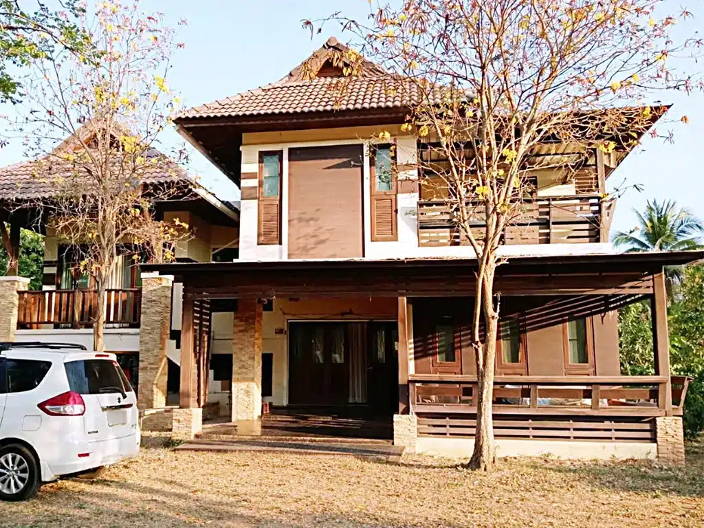 บ้านเดี่ยว 2 ชั้น พร้อมที่ดิน เมืองพะเยา พะเยา รูปที่ 1